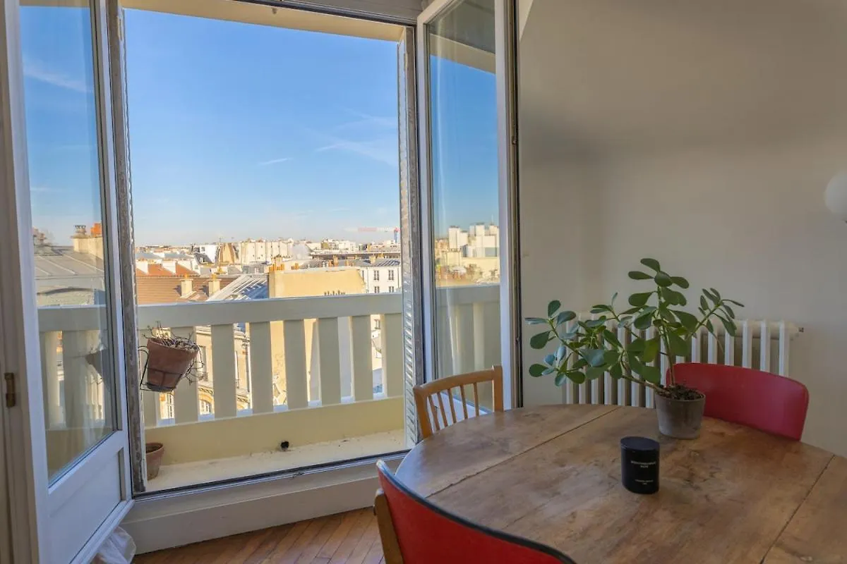 Two Rooms With View Near Canal Paris Apartamento