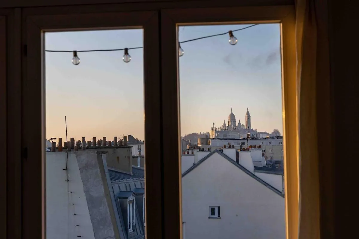 Two Rooms With View Near Canal Paris Lejlighed